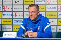 Trenér libereckých fotbalistů Luboš Kozel na tiskové konferenci. Foto: www.fcslovanliberec.cz