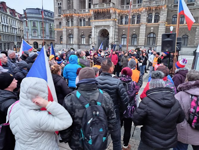 Spolek Česká republika na 1. místě v Liberci uspořádal demonstrací na téma Totalita vs. Svoboda.