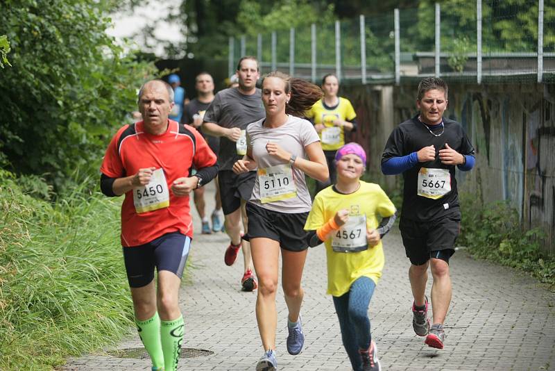 Nejen amatérští běžci si vyzkoušeli své schopnosti při libereckém RunTour.