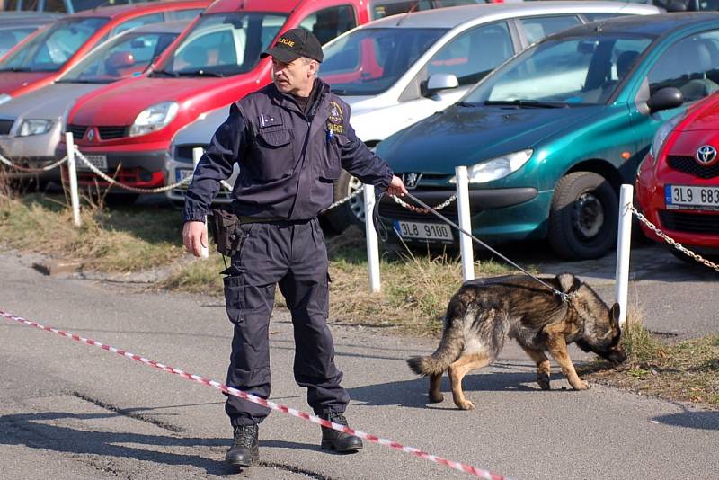 Prezident Miloš Zeman zavítal 24. března 2015 ke Krajskému úřadu v Liberci.