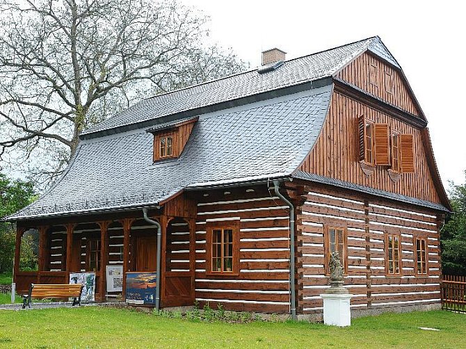 Kamenářský dům je součástí areálu Muzea Českého ráje v Turnově.