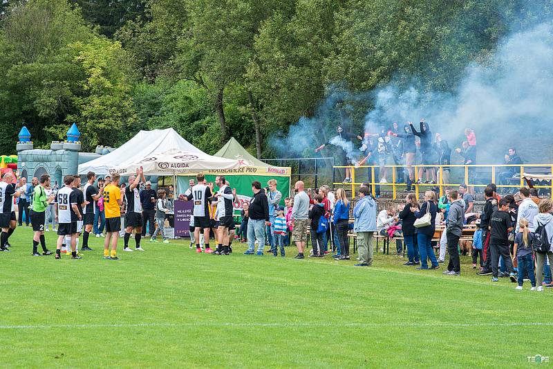 V rámci charitativní akce Jiskra pro Lukáše se 12. srpna ve Vratislavicích nad Nisou odehrál exhibiční fotbalový zápas týmů Real Top Praha a TJ Jiskra Vratislavice nad Nisou. Během dne byl zajištěn i bohatý kulturní program, vystoupily kapely Těla, Tres U