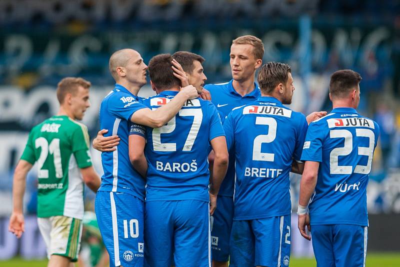 Utkání Slovanu Liberec (v modrém) proti Bohemians Praha 1905