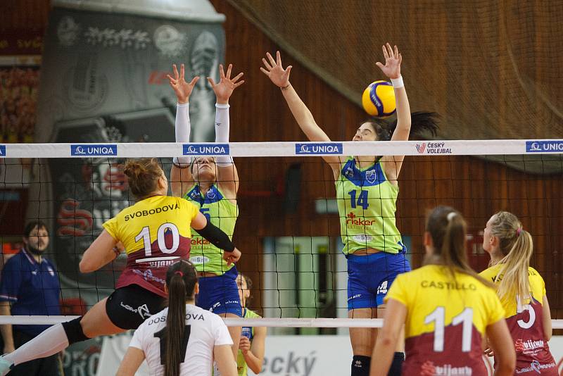 Volejbalové utkání žen Challenge Cupu mezi VK Dukla Liberec vs CSM Lugoj