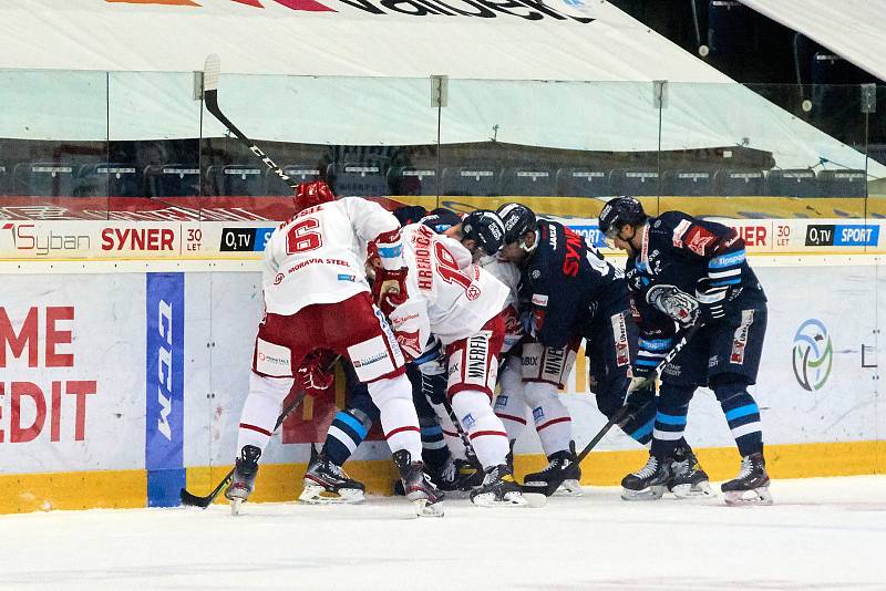 3. zápas finále Bílí Tygři Liberec – HC Oceláři Třinec