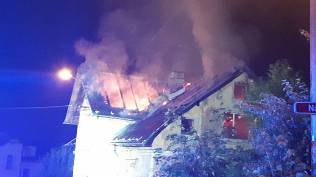 Požár domu ve Frýdlantu na Liberecku.