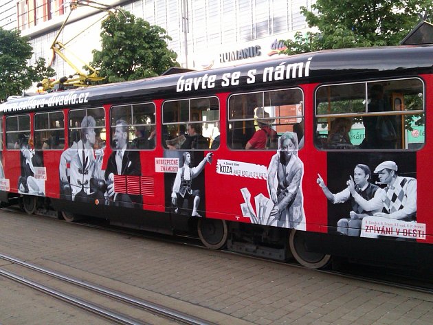 Divadelní tramvaj v Liberci.