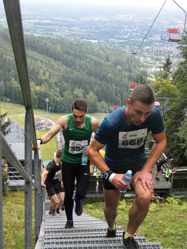 Extrémní běh do můstku - Red Bull Liberec 400 2021