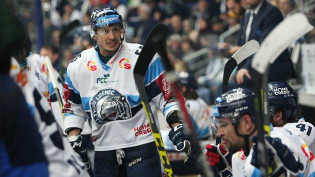 1. finále hokejové extraligy mezi HC Bílí Tygři Liberec a HC Oceláři Třinec