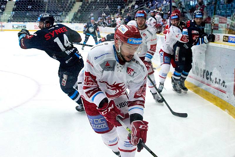 4. zápas finále Bílí Tygři Liberec – HC Oceláři Třinec