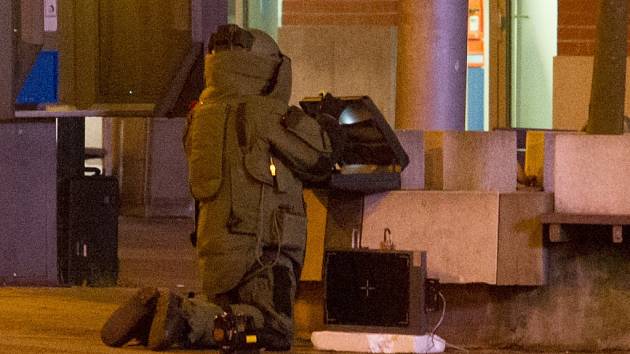 Policisté uzavřeli centrum Liberce. Mysleli, že v podezřelém kufříku je bomba.