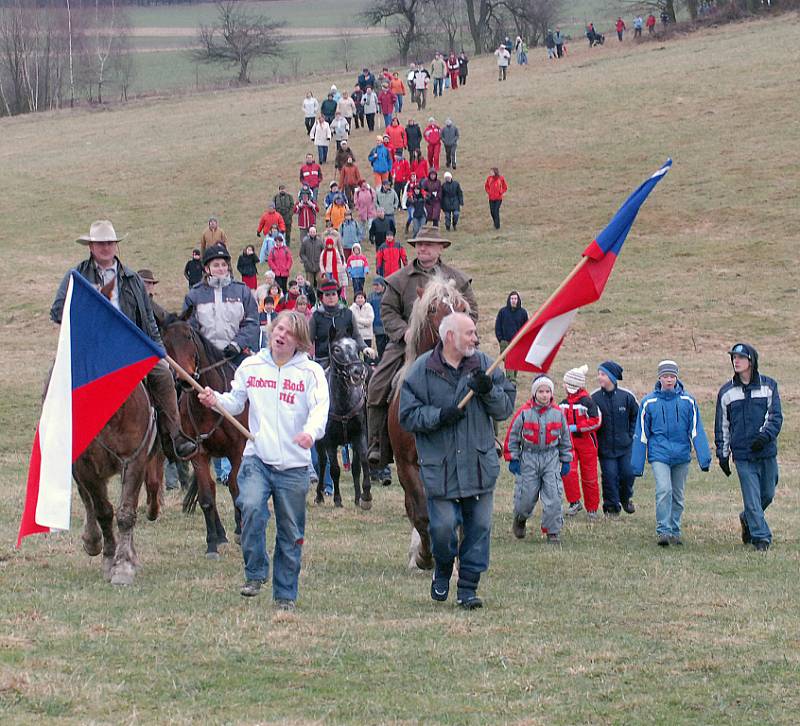 Také koncem ledna 2008 přišly stovky lidí vyjádřit svůj nesouhlas s těžbou uranu. 