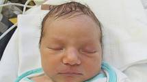 MARTIN STILLER Narodil se 6. června v liberecké porodnici mamince Denise Letovancové z Liberce. Vážil 3,34 kg a měřil 50 cm.