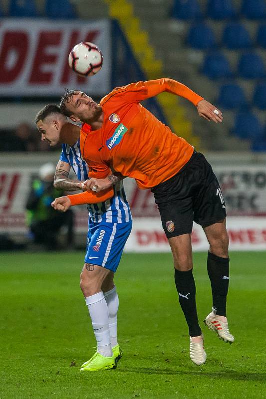 Zápas 16. kola první fotbalové ligy mezi týmy FC Slovan Liberec a FC Viktoria Plzeň se odehrál 23. listopadu na stadionu U Nisy v Liberci.