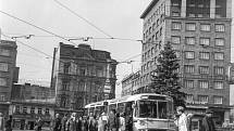 Fotografie z knihy Svět tramvají Erwina Cettinea.