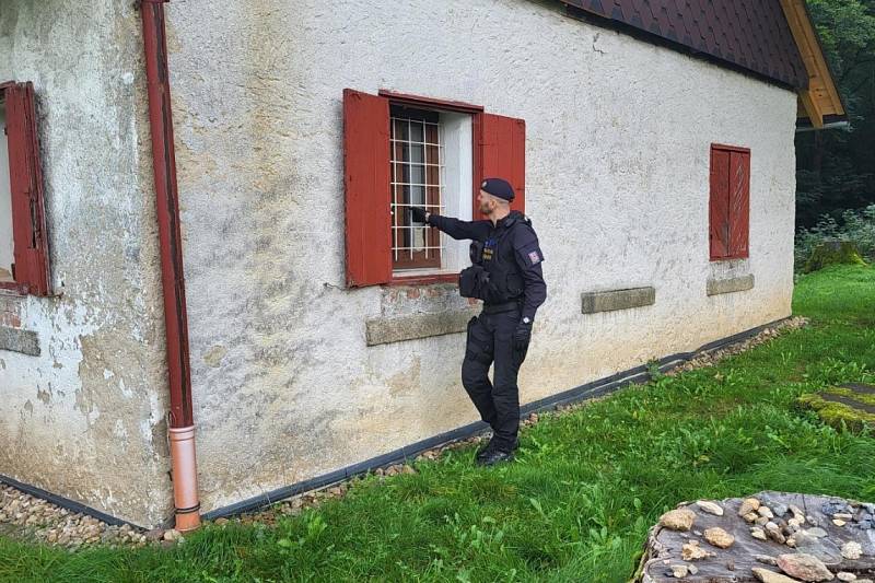 Policisté se vydali na kontrolu rekreačních objektů na Liberecku.