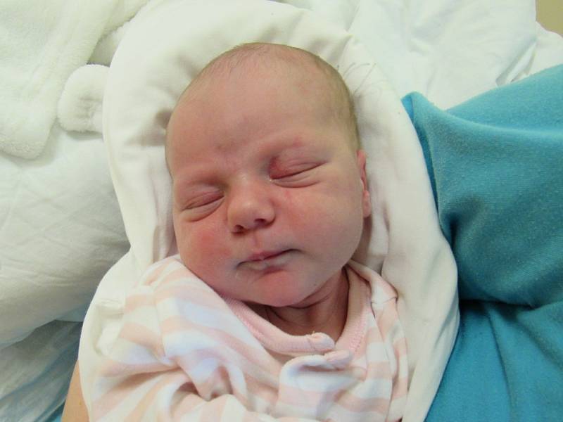 KRISTÝNA HEIDEROVÁ. Narodila se 22. října v liberecké porodnici mamince Marii Novákové z Liberce. Vážila 3,40 kg a měřila 51 cm.