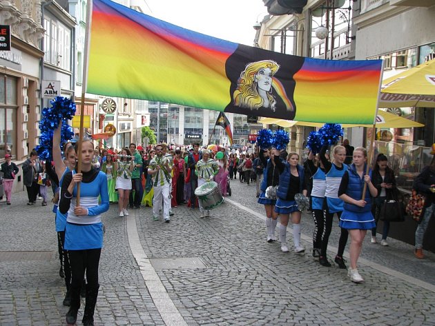 Festival Duhová bouře začal v Liberci.