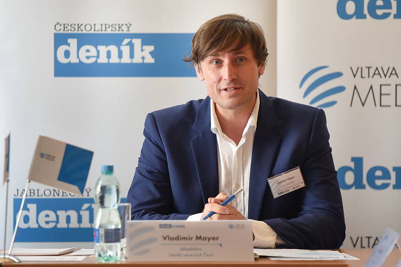 Deník uspořádal v spolupráci s hejtmanem Libereckého kraje Martinem Půtou debatu na téma nájemní bydlení.