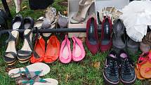 Charitativní bazar oblečení, doplňků, kosmetiky a spoustu dalšího, které darovaly známé osobnosti, se  ve čtvrtek 12. září uskutečnil v Liberci.
