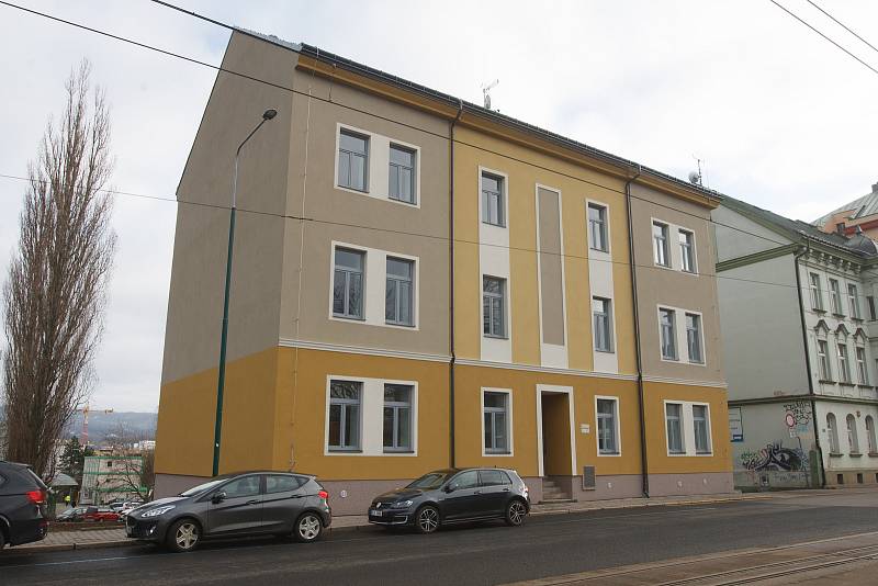 Město Liberec přidělí 11 sociálních bytů v nově zrekonstruovaném domě v Žitavské ulici lidem v bytové nouzi.