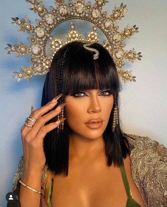 Khloe Kardashian s korunou z libereckého ateliéru Carbickova Crowns.