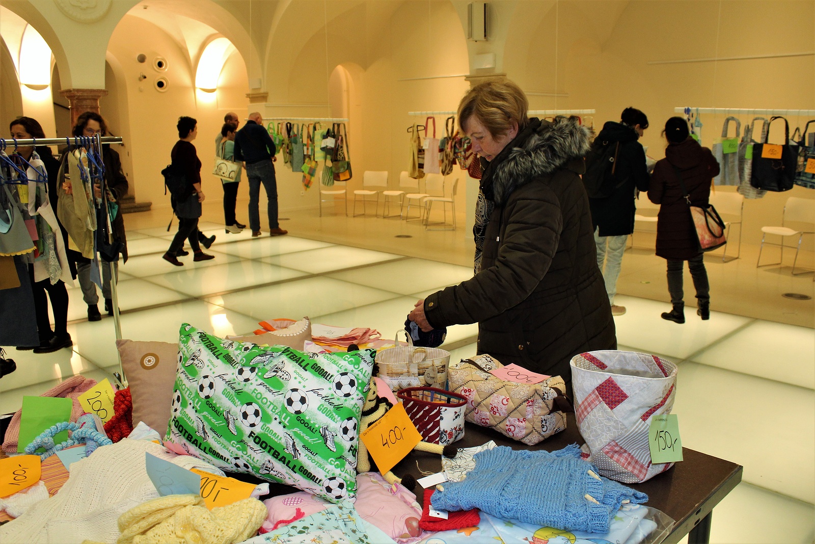 Nákupem tašky lidé podpořili Centrum Kašpar. Celkový výtěžek trhl rekord -  Liberecký deník