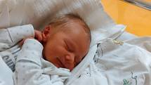 MATĚJ RYBÍN  Narodil se 2. ledna v liberecké porodnici mamince Renatě Vávrové z Oldřichova v Hájích. Vážil 2,70 kg a měřil 48 cm.   