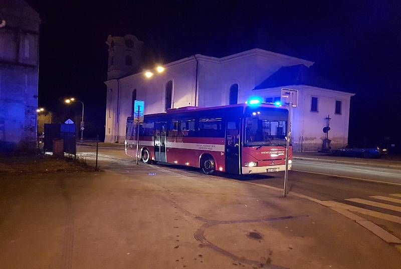 Požár bytového domu v ulici Studničná v Liberci.