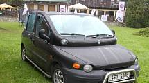 FIAT MULTIPLA první generace se začal vyrábět v roce 1998. Výroba skončila na přelomu roku 2004. Druhá generace se vyráběla do roku 2010.  