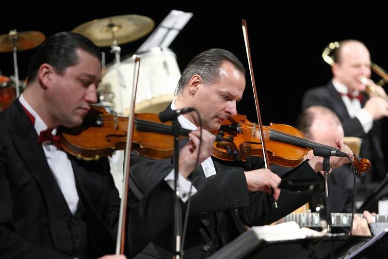 DOMÁCÍ ATMOSFÉRA. Na koncertě Melody Makers se divák cítí jako doma. 