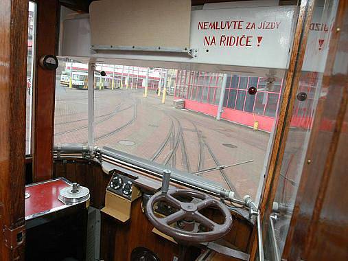 Nadšenci z Bovera klubu s láskou zachraňují staré tramvaje.