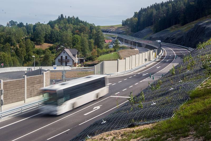 Silnice I/14 Kunratice – Jablonec nad Nisou na snímku z 11. září.