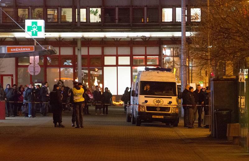 Policisté uzavřeli centrum Liberce. Mysleli, že v podezřelém kufříku je bomba.