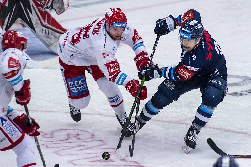 Bilí Tygři Liberec - HC Oceláři Třinec  (II. třetina ) 2:0