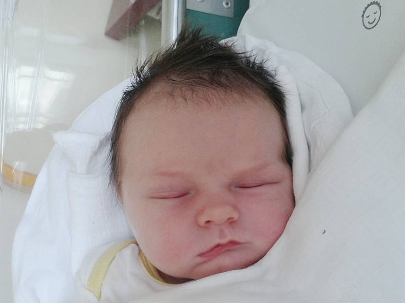 MATĚJ ŠLÉGL Narodil se 23. května v liberecké porodnici  mamince Kateřině Šléglové z Liberce.  Vážil 3,94 kg a měřil 51 cm.