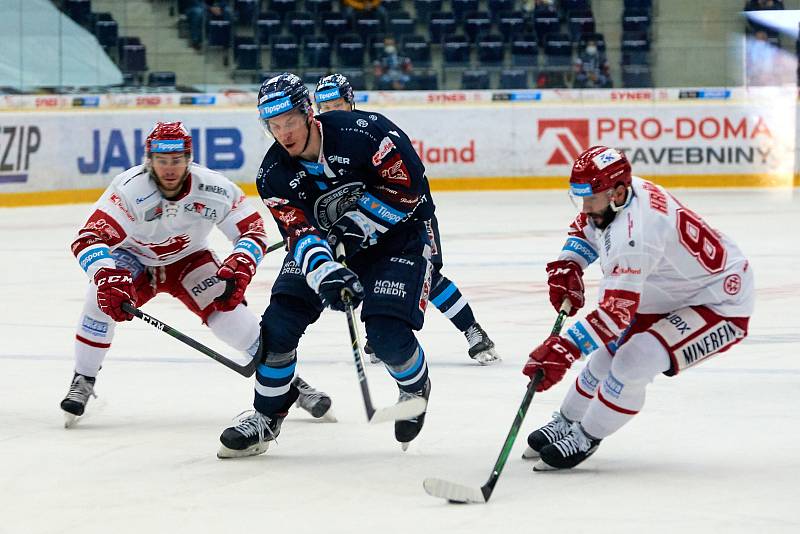 Čtvrtý zápas finále mezi hokejisty Liberce a Třince.