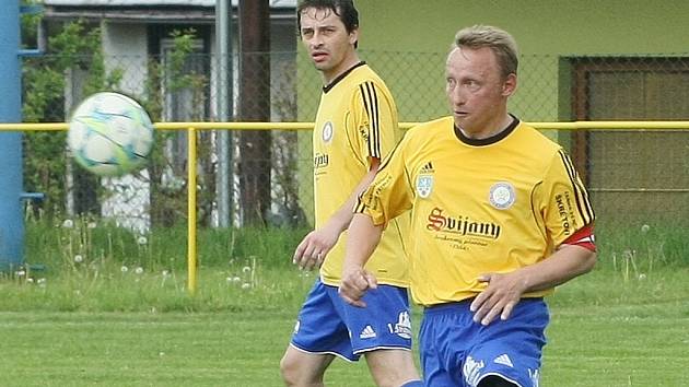 Kanonýr Pišta Mihálik z Pěnčína nastřílel v okresním přeboru z celkových 112 gólů téměř polovinu - 54! 