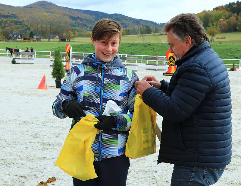 S letošní závodní sezonou se v sobotu 23. října loučil Jítravský Dvorec. K vidění tu byly vozatajské závody.