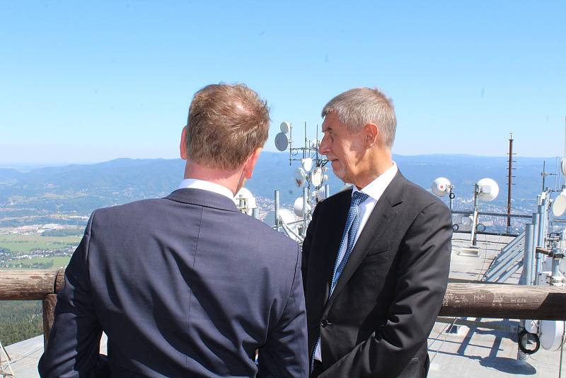 Premiér Andrej Babiš na Ještědu.