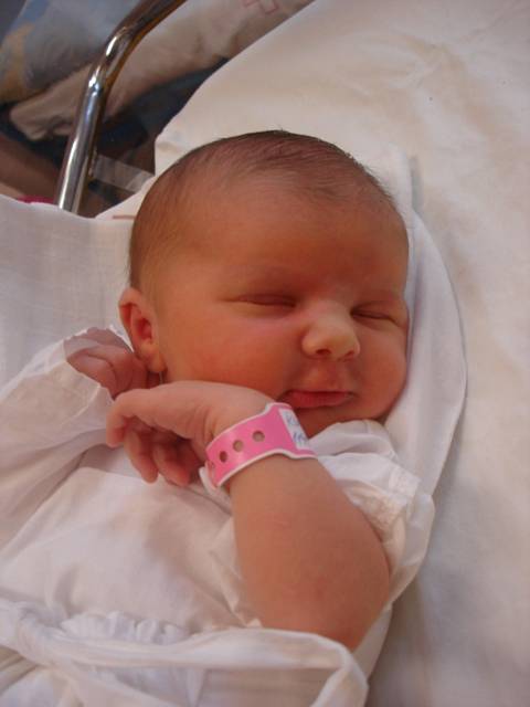 Maminka Jana Kurešová z Liberce  v liberecké porodnici dne 02.10.2008 porodila Natálii Kurešovou, která vážila  3,33 kg a měřila 50 cm. Blahopřejeme!