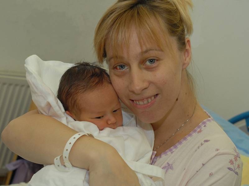 Mamince Andree Kubátové z Liberce se 17. 11. narodil v liberecké porodnici syn Lukášek. Gratulujeme!