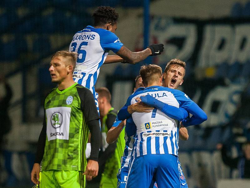 Zápas 14. kola první fotbalové ligy mezi týmy FC Slovan Liberec a FK Mladá Boleslav se odehrál 5. listopadu na stadionu U Nisy v Liberci. Na snímku je radost hráčů Liberce.