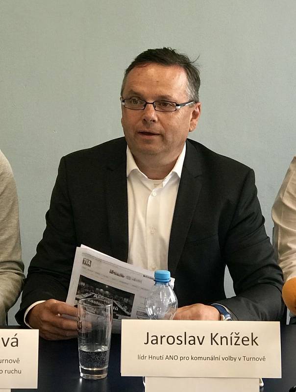 ANO. Jaroslav Knížek.
