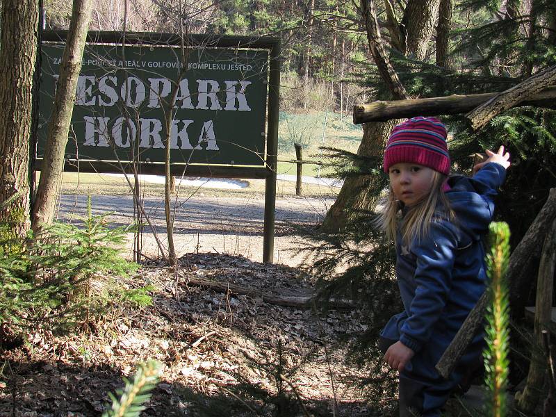 Lesopark Horka nabízí zábavu pro celou rodinu, otevřený je celý rok.