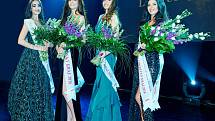 Finálový večer Miss Liberecká kraj 2016 v Kulturním domě v Liberci.  Miss LK 2016 je Tereza Koubková, 1. vicemiss se stala Veronika Horáková z Liberce a titul druhé vicemiss získala Iva Nadějová z Turnova. 