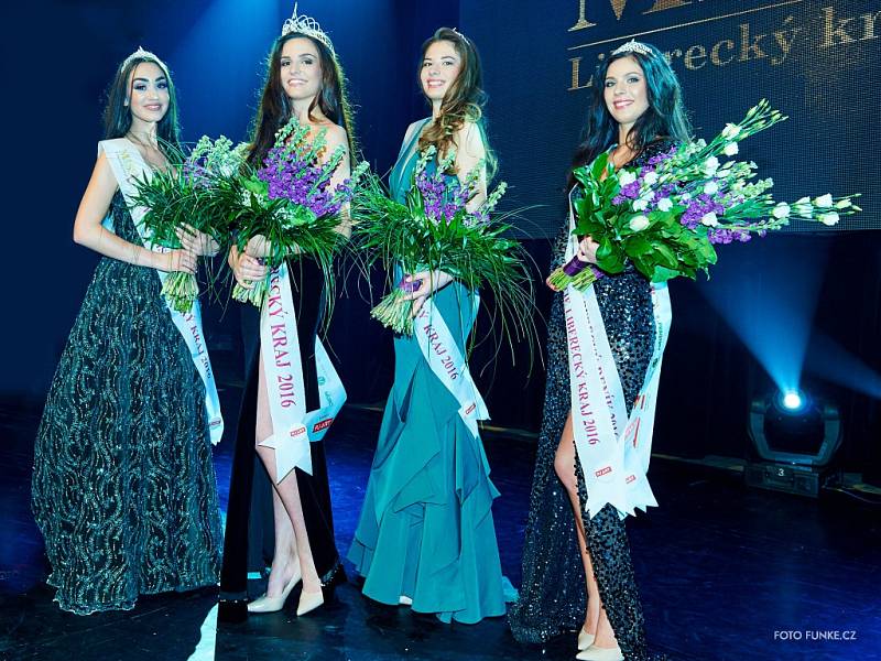 Finálový večer Miss Liberecká kraj 2016 v Kulturním domě v Liberci.  Miss LK 2016 je Tereza Koubková, 1. vicemiss se stala Veronika Horáková z Liberce a titul druhé vicemiss získala Iva Nadějová z Turnova. 