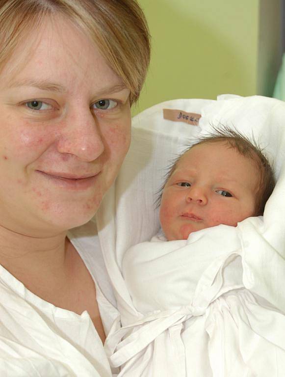 Mamince Petře Doskočilové z Liberce se 3. ledna narodil v Liberci syn Jan. Vážil 3,40  kg.