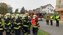 Utajené cvičení překvapilo školáky ve Frýdlantě a prověřilo připravenost hasičů.