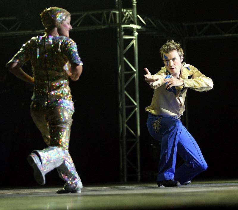 Do Liberecké arény zavítala světoznámá taneční šou Lord of the dance.Arénu se podařilo zcela vyprodat.